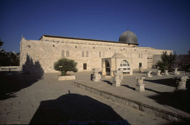 Masjid al-Aqsa Courtyard Photographic print on Canvas- Muhsin Kilby